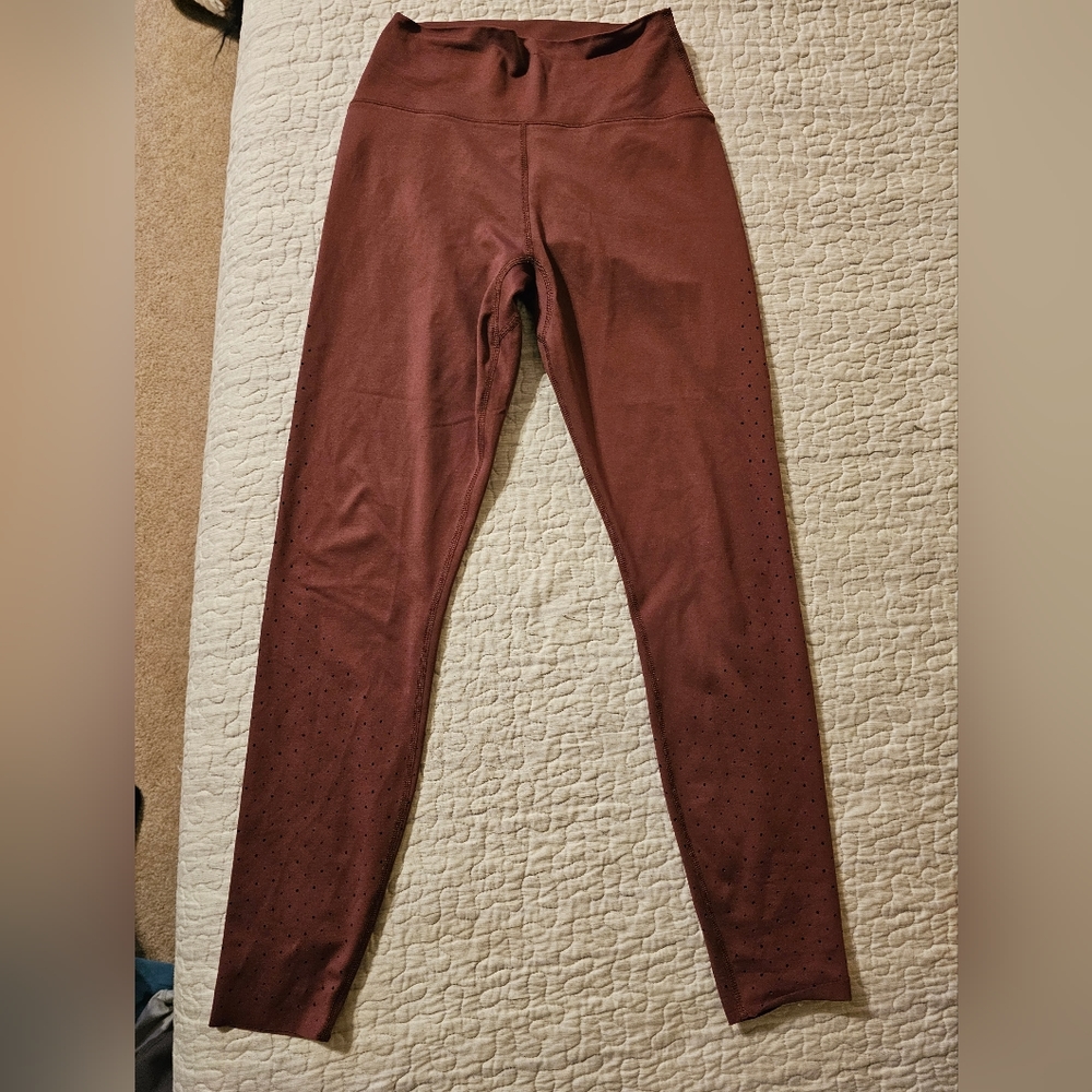Buffbunny Allure laser cut leggings